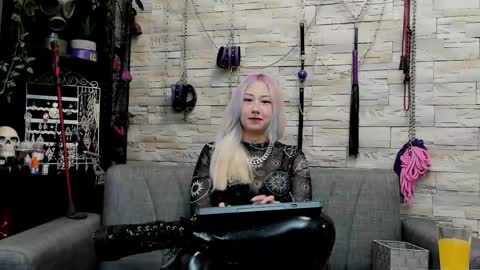 Snapshot of kaziaswart chatting on April 26, 11:57 pm Miss Kazia online show from April 26, 11:57 pm