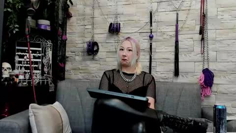 Snapshot of kaziaswart chatting on May 7, 1:00 am Miss Kazia online show from May 7, 1:00 am