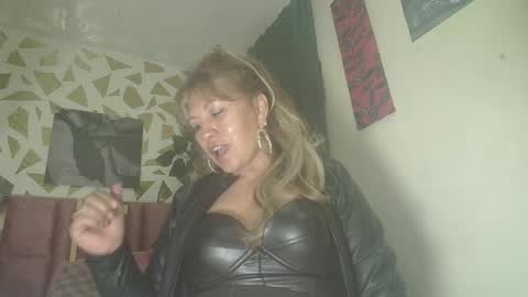 Snapshot of kazsandrah chatting on September 21, 4:47 am KAZSANDRAH online show from September 21, 4:47 am