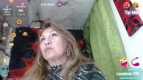 Snapshot of kazsandrah chatting on October 28, 12:14 am KAZSANDRAH online show from October 28, 12:14 am