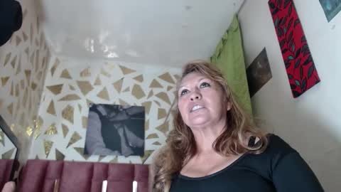 Snapshot of kazsandrah chatting on February 7, 4:27 am KAZSANDRAH online show from February 7, 4:27 am