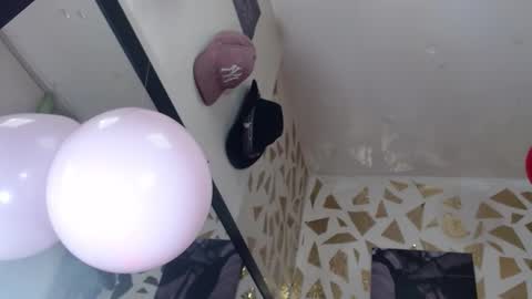 Snapshot of kazsandrah chatting on February 15, 7:51 am KAZSANDRAH online show from February 15, 7:51 am