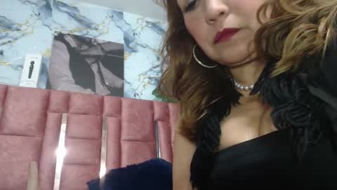 KAZSANDRAH online show from March 28, 4:45 am