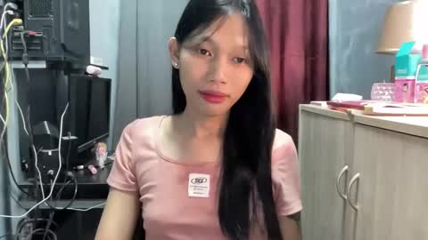 Snapshot of kc_slutmoree chatting on November 9, 5:17 am Its me Cora online show from November 9, 5:17 am