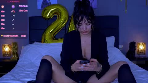 Snapshot of kcassiek chatting on September 12, 5:57 pm I m Cassie  and would be my pleasure to have you in my room  online show from September 12, 5:57 pm