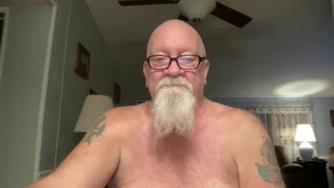 kcbace61760 online show from December 10, 11:51 pm