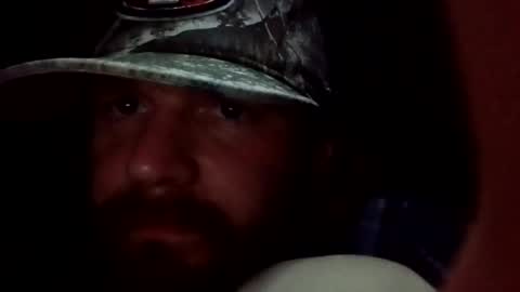 Snapshot of kdogluke chatting on August 4, 7:00 am kdogluke online show from August 4, 7:00 am