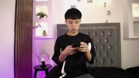 nico online show from February 6, 12:19 pm