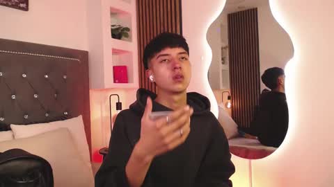 nico online show from March 18, 12:41 pm