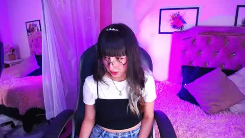    online show from March 5, 9:49 am