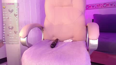 Snapshot of keily_gh1 chatting on February 7, 10:19 am KEILY  online show from February 7, 10:19 am