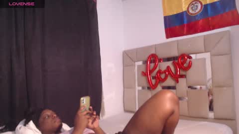 Snapshot of keilysofia chatting on March 8, 1:28 am Keili online show from March 8, 1:28 am