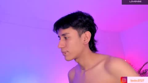 Alejandro Gonzalez online show from November 2, 3:20 am