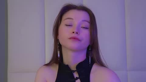 Keira online show from January 17, 6:29 am