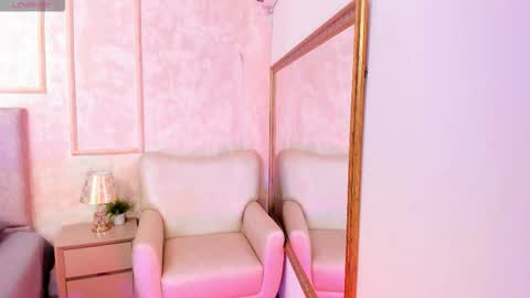 keirahartz online show from February 8, 3:32 am