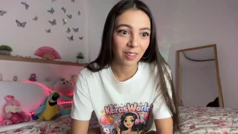 Snapshot of keirasworld chatting on June 8, 12:14 am keira online show from June 8, 12:14 am