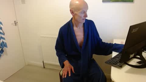 Snapshot of keithc440 chatting on November 9, 7:12 pm Keith online show from November 9, 7:12 pm