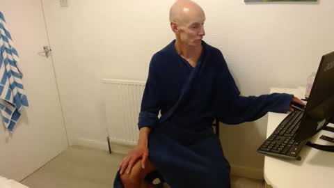 Snapshot of keithc440 chatting on November 13, 7:46 pm Keith online show from November 13, 7:46 pm