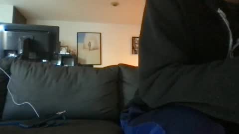 Snapshot of kelkun2828 chatting on January 17, 12:20 am kelkun2828 online show from January 17, 12:20 am