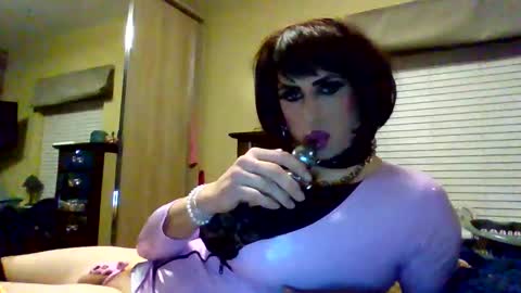 kellpvc1 online show from February 10, 6:45 pm