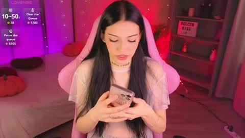 Snapshot of kelly__bunny chatting on May 10, 5:45 am Kelly online show from May 10, 5:45 am