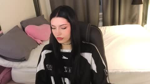 Snapshot of kelly__bunny chatting on May 16, 6:32 am Kelly online show from May 16, 6:32 am