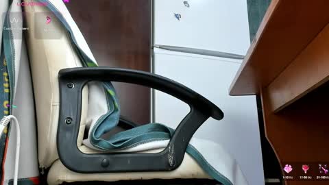 Snapshot of kelly_case18 chatting on March 11, 6:00 am KELLY online show from March 11, 6:00 am