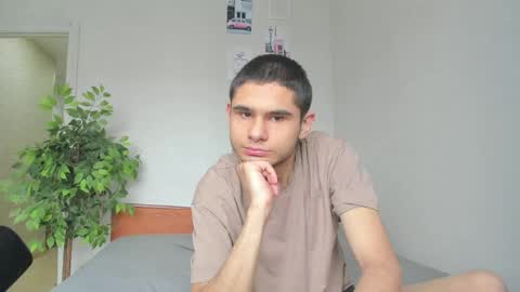 Snapshot of kelly_gerzikaaa chatting on May 14, 11:39 am kelly_gerzikaaa online show from May 14, 11:39 am