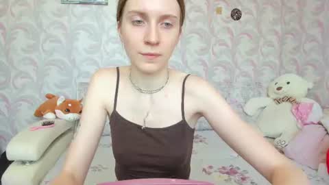 Snapshot of kelly_gerzikaaa chatting on June 9, 4:35 am kelly_gerzikaaa online show from June 9, 4:35 am