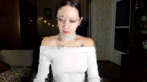 Snapshot of kellydark0111 chatting on December 2, 7:27 pm Mistress  online show from December 2, 7:27 pm