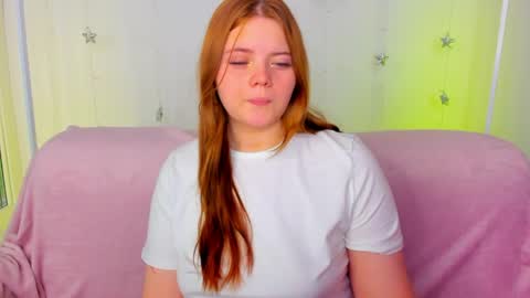 Kellyfiery online show from April 8, 8:14 am