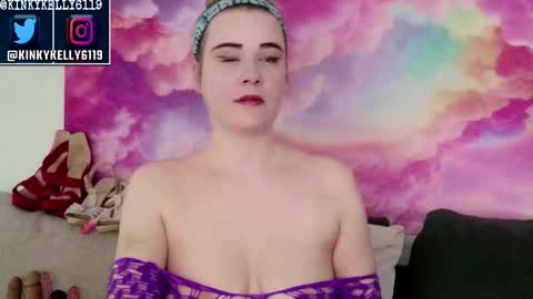 Snapshot of kellylynn76 chatting on October 23, 4:39 pm kellylynn76 online show from October 23, 4:39 pm