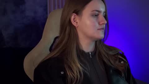 kelly online show from September 28, 9:14 am