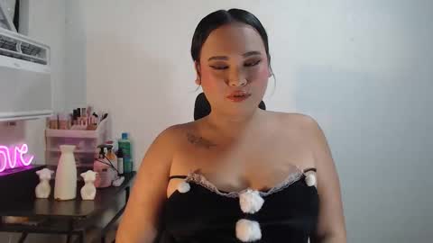 Snapshot of kellys_hot_assxx chatting on May 27, 10:45 am KELLY MCDOLEN online show from May 27, 10:45 am