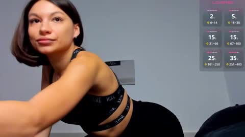 kellysmits online show from February 19, 5:25 am