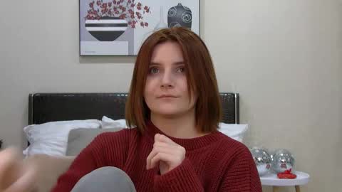 Kelly Stoneys online show from February 2, 5:17 am