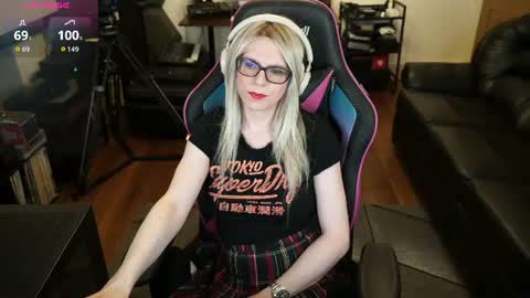 Snapshot of kelseycobalt chatting on July 25, 7:55 pm kelseycobalt online show from July 25, 7:55 pm