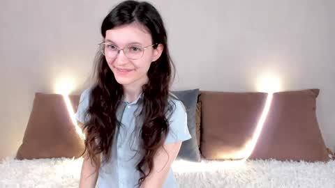 Snapshot of kelsirabenold chatting on April 26, 4:43 am Kelsirabenold online show from April 26, 4:43 am