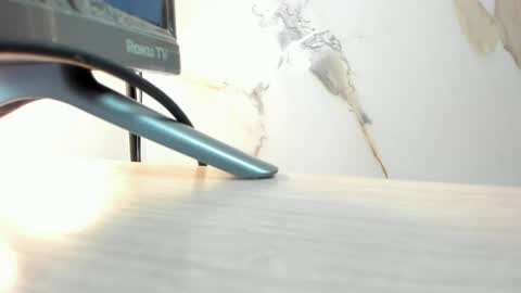    online show from April 18, 12:09 pm