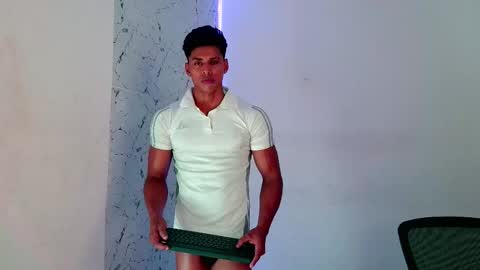 ken__owensx online show from September 11, 3:39 am