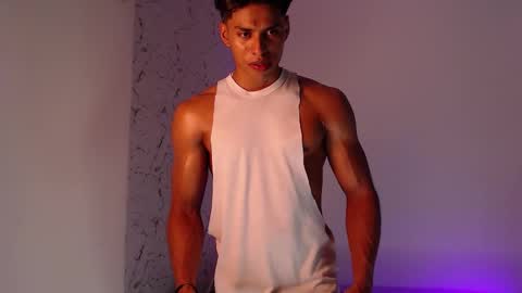 ken__owensx online show from March 19, 7:23 am