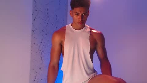 ken__owensx online show from April 15, 5:53 pm