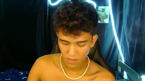 Ken online show from March 3, 7:42 pm