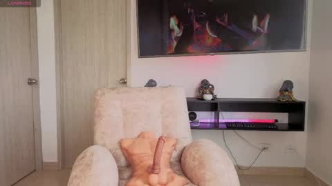 Snapshot of ken_doll19 chatting on November 11, 12:38 pm online show from November 11, 12:38 pm