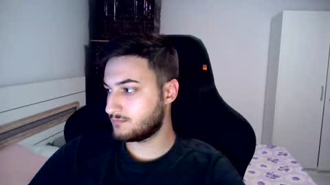 Snapshot of kenan_10 chatting on June 25, 8:35 pm kenan online show from June 25, 8:35 pm