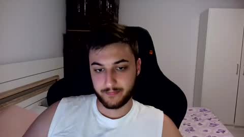 Snapshot of kenan_10 chatting on June 28, 8:59 pm kenan online show from June 28, 8:59 pm