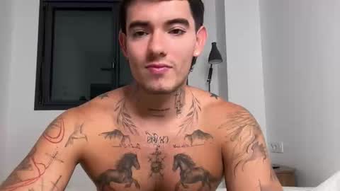 Snapshot of kenboyea_ chatting on September 26, 9:02 am luis carlos esteban online show from September 26, 9:02 am