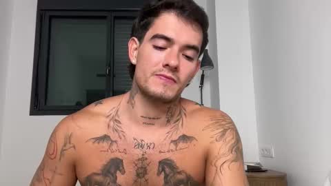 Snapshot of kenboyea_ chatting on September 27, 6:35 pm luis carlos esteban online show from September 27, 6:35 pm