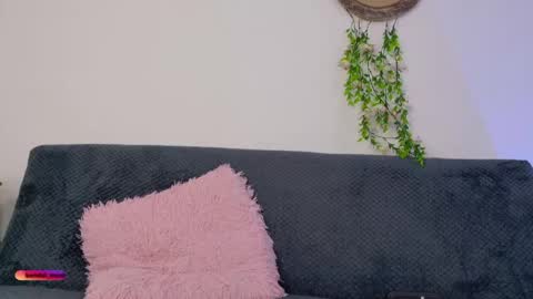 Snapshot of kendal_mosk chatting on May 16, 7:56 pm Valery online show from May 16, 7:56 pm