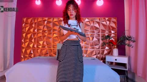 Snapshot of kendall23_ chatting on January 7, 8:21 pm Kendall online show from January 7, 8:21 pm